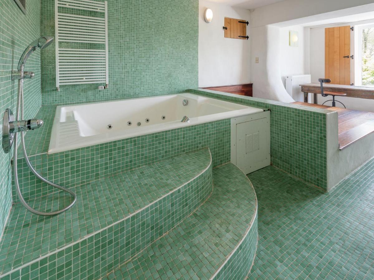 Beautiful Holiday Home In Redu With Whirlpool Bagian luar foto